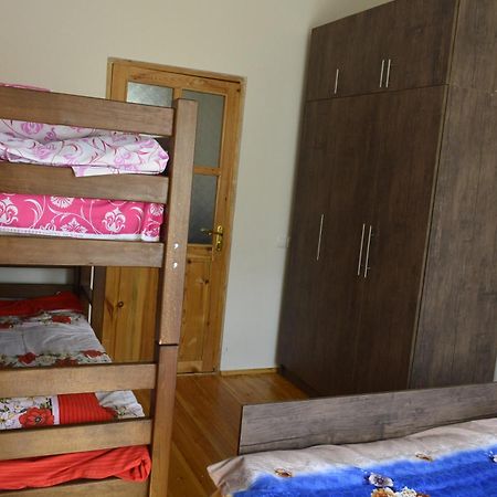 Zaza'S House Hotell Kazbegi Eksteriør bilde