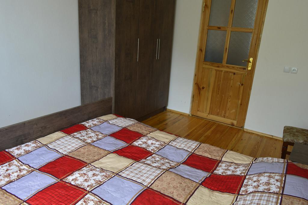 Zaza'S House Hotell Kazbegi Eksteriør bilde